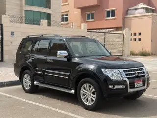 2019 Mitsubishi Pajero in Abu Dhabi used car