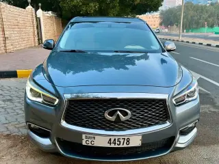 2016 Infiniti QX60 in Dubai used car