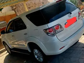 2014 Toyota Fortuner في Ras Al Khaimah سيارة مستعملة