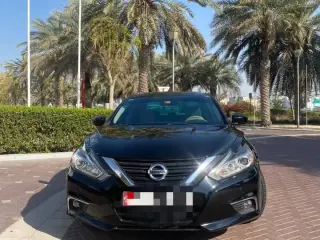 2018 Nissan Altima في Abu Dhabi سيارة مستعملة