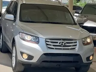 2011 Hyundai Santa Fe in Ajman used car