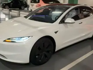 2024 Tesla MODEL 3 in Dubai used car