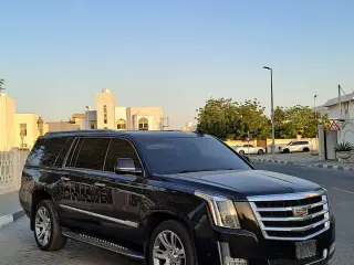2017 Cadillac Escalade في Dubai سيارة مستعملة