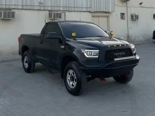 2010 Toyota Tundra in Dubai used car