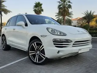 2013 Porsche Cayenne in Dubai used car