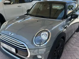 2019 Mini Cooper in Dubai used car