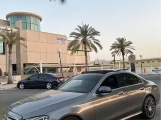 2017 Mercedes-Benz E-Class في Dubai سيارة مستعملة