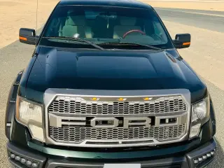 2014 Ford F150 في Dubai سيارة مستعملة