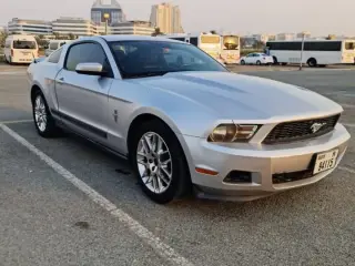 2012 Ford Mustang في Dubai سيارة مستعملة
