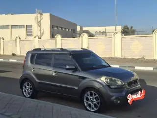 2013 Kia Soul في Al Ain سيارة مستعملة