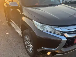 2016 Mitsubishi Montero in Abu Dhabi used car