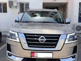 2021 Nissan Patrol في Abu Dhabi سيارة مستعملة