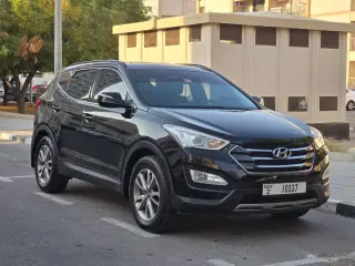 2013 Hyundai Santa Fe in Sharjah used car