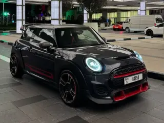 2021 Mini Cooper in Abu Dhabi used car
