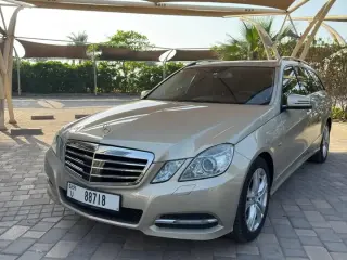 2012 Mercedes-Benz E-Class في Ajman سيارة مستعملة