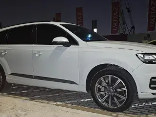 2018 Audi Q7 in Dubai used car