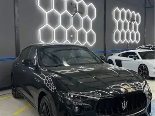 2022 Maserati LEVANTE في Dubai سيارة مستعملة