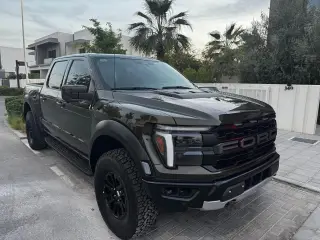 2024 Ford Raptor في Abu Dhabi سيارة مستعملة
