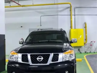 2015 Nissan Armada in Dubai used car