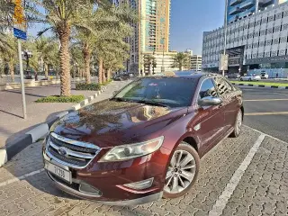 2012 Ford Taurus in Dubai used car