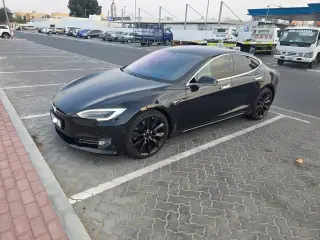 2017 Tesla Model S in Dubai used car