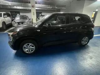 2021 Hyundai Venue في Dubai سيارة مستعملة