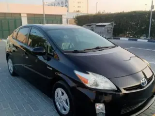 2010 Toyota Prius in Dubai used car