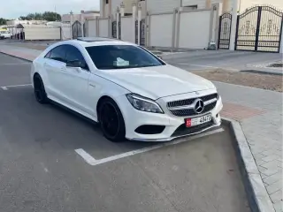 2012 Mercedes-Benz CLS في Al Ain سيارة مستعملة