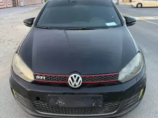 2011 Volkswagen Golf in Dubai used car