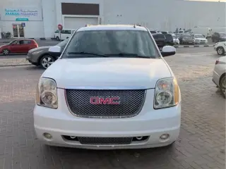 2014 GMC Yukon في Ajman سيارة مستعملة