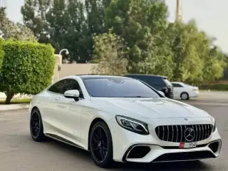 2015 Mercedes-Benz S-Class في Abu Dhabi سيارة مستعملة