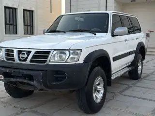2002 Nissan Patrol in Dubai used car