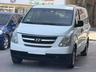 2014 Hyundai H1 في Sharjah سيارة مستعملة