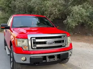 2014 Ford F150 في Sharjah سيارة مستعملة