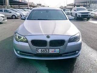 2012 BMW 5-Series في Ajman سيارة مستعملة