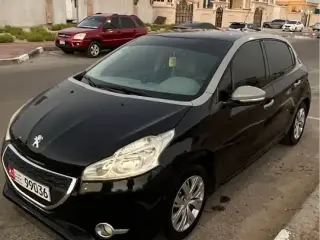 2013 Peugeot 208 in Abu Dhabi used car
