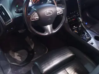2017 Infiniti Q50 in Dubai used car
