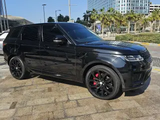 2018 Land Rover Range Rover Sport in Dubai used car