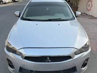 2015 Mitsubishi Lancer in Dubai used car