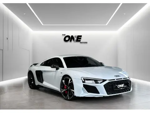 2022 اودي آر ٨ Coupe 5.2 FSI V10