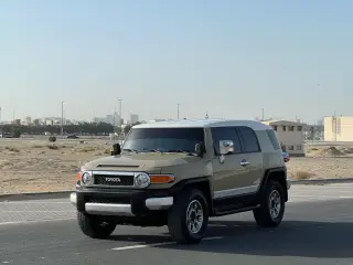 2011 Toyota FJ Cruiser in Dubai used car