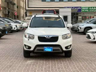 2012 Hyundai Santa Fe in Ajman used car