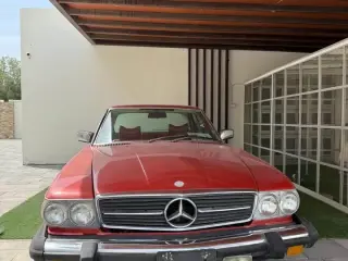 1979 Mercedes-Benz SLC في Umm Al Quwain سيارة مستعملة