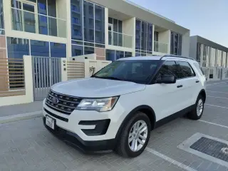 2016 Ford Explorer in Dubai used car