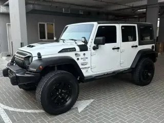 2017 Jeep Wrangler Unlimited in Dubai used car