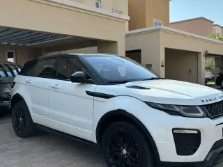 2016 Land Rover Range Rover Evoque in Dubai used car