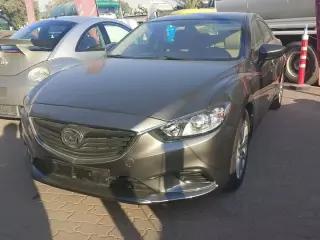 2014 Mazda 6 في Dubai سيارة مستعملة