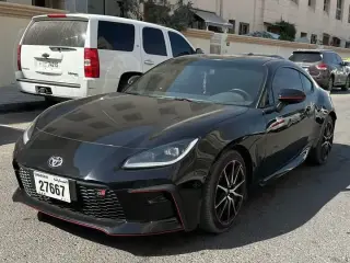 2022 Toyota 86 في Dubai سيارة مستعملة