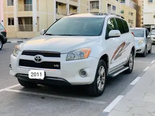 2011 Toyota Rav4 in Sharjah used car