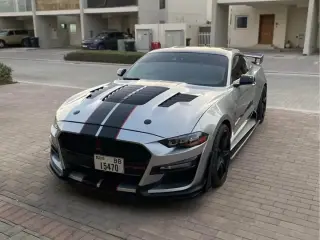 2021 Ford Mustang في Dubai سيارة مستعملة